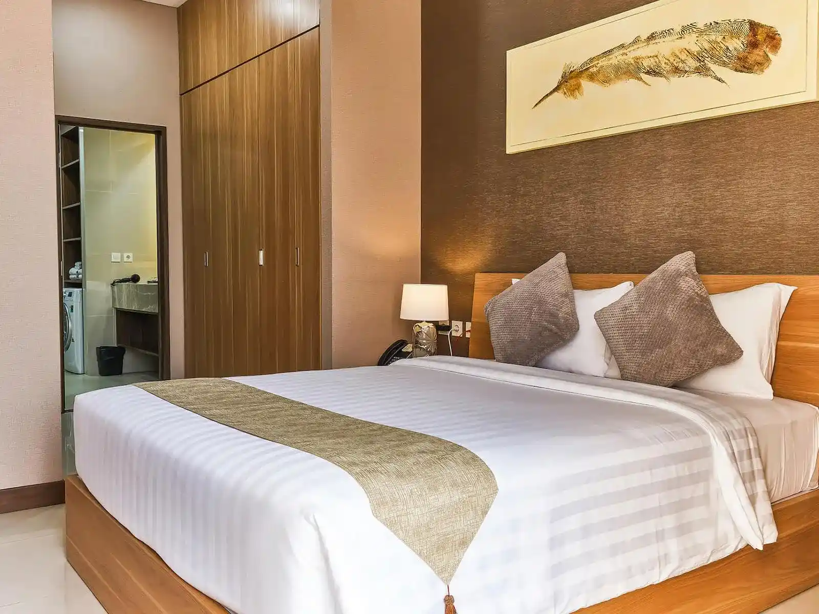 Le Premier Hotel Kota Deltamas - Deluxe Executive Room